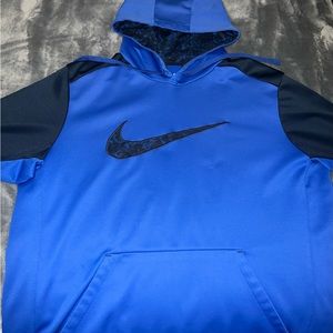 Nike Dri-fit casual sweater hoodie.